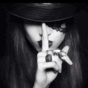 Meet your Posher, Kelly